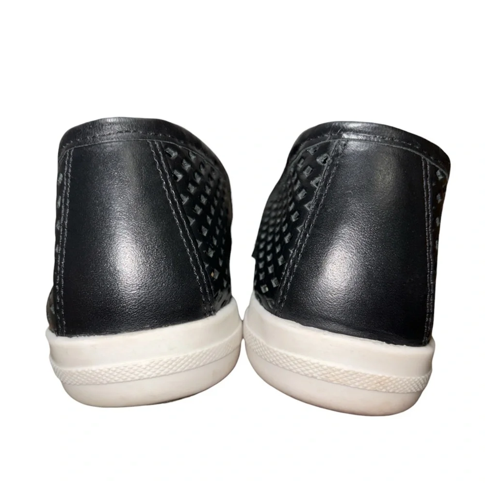 Jibs Slim Slip-On Fashion Sneaker‎ Flat In Jet Black + Onyx Women’s Size 7